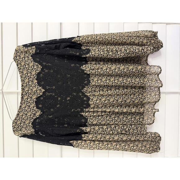 Judith March black lace overlay blouse  Size Large - Picture 6 of 7